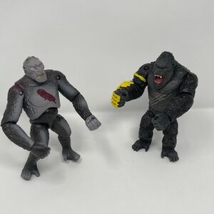 Playmates Monsterverse Kong Action Figure Lot, Battle Damaged & B.E.A.S.T. Glove